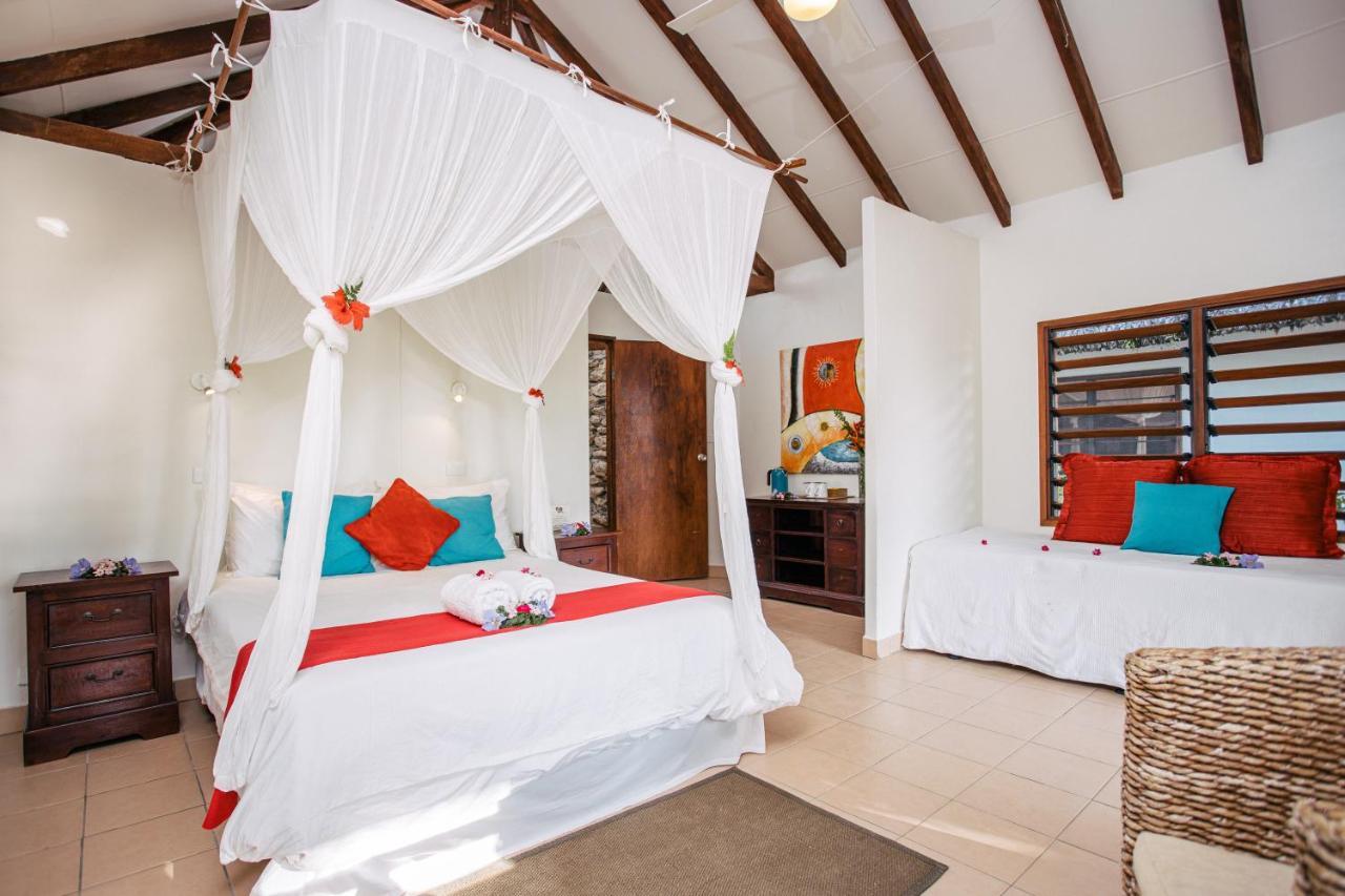 Coco Beach Resort Port Vila Exterior photo