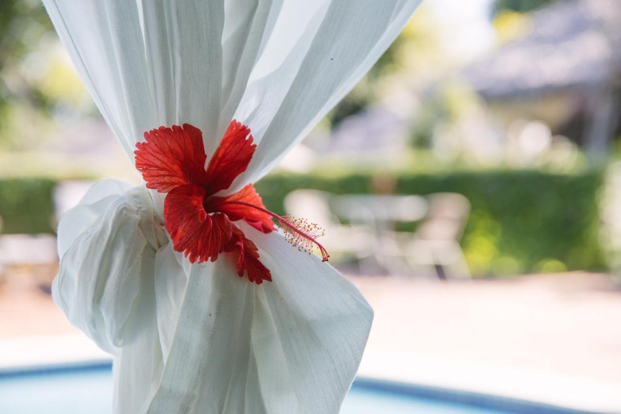Coco Beach Resort Port Vila Exterior photo