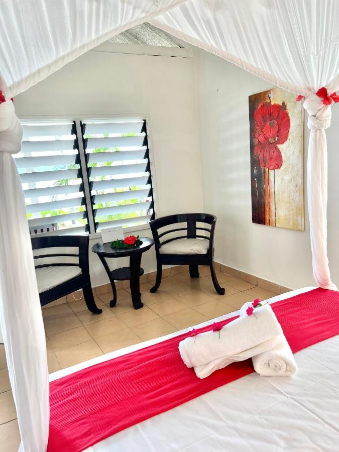 Coco Beach Resort Port Vila Exterior photo