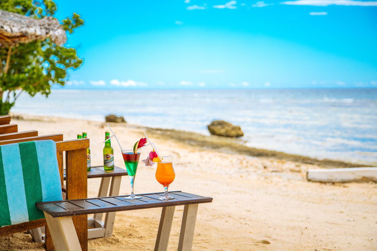Coco Beach Resort Port Vila Exterior photo