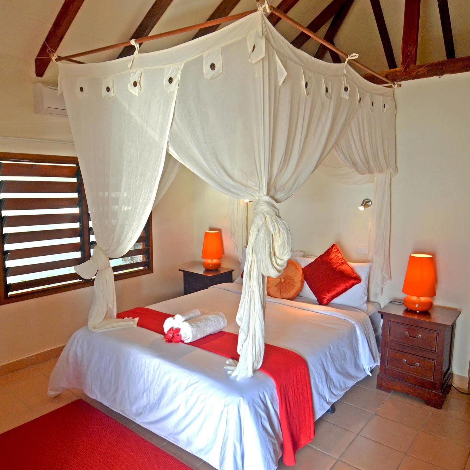 Coco Beach Resort Port Vila Exterior photo