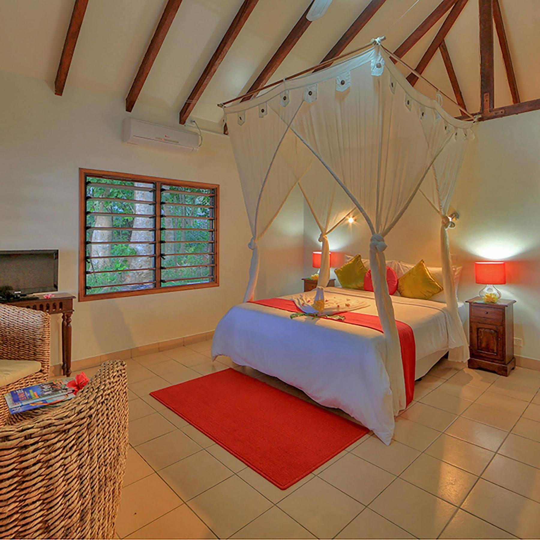 Coco Beach Resort Port Vila Exterior photo